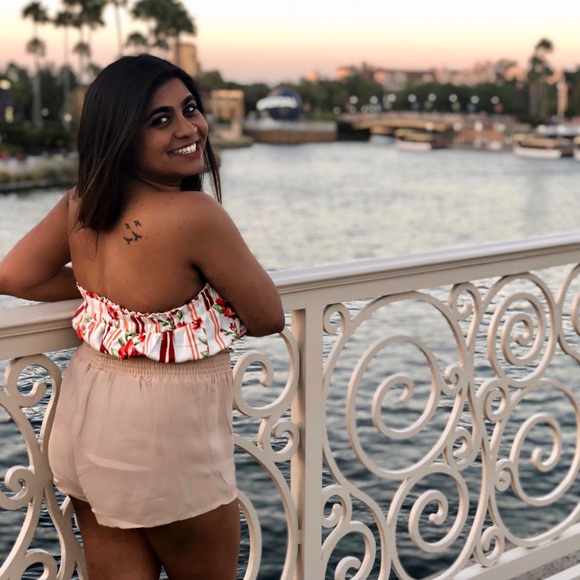 Meet your Posher, Nithya - Picture 1 of 1